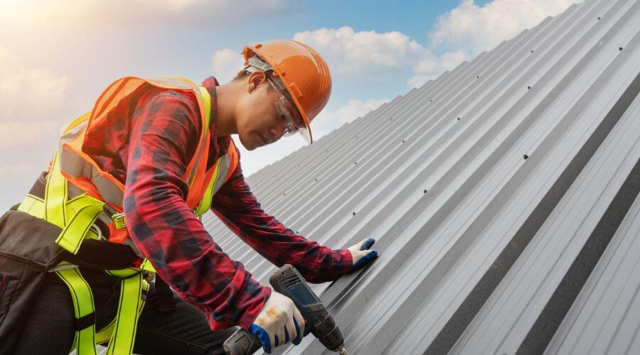 GAF certified roofer in Richland, IA